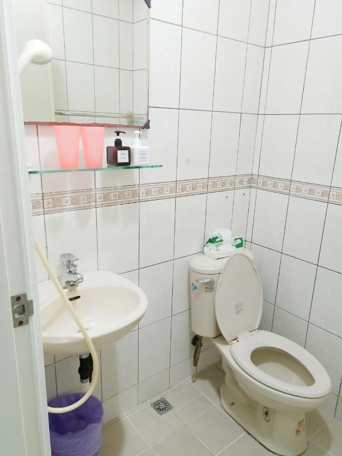Tainan Da Ren Ju Apartment Luaran gambar