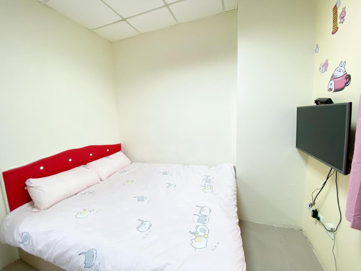 Tainan Da Ren Ju Apartment Luaran gambar