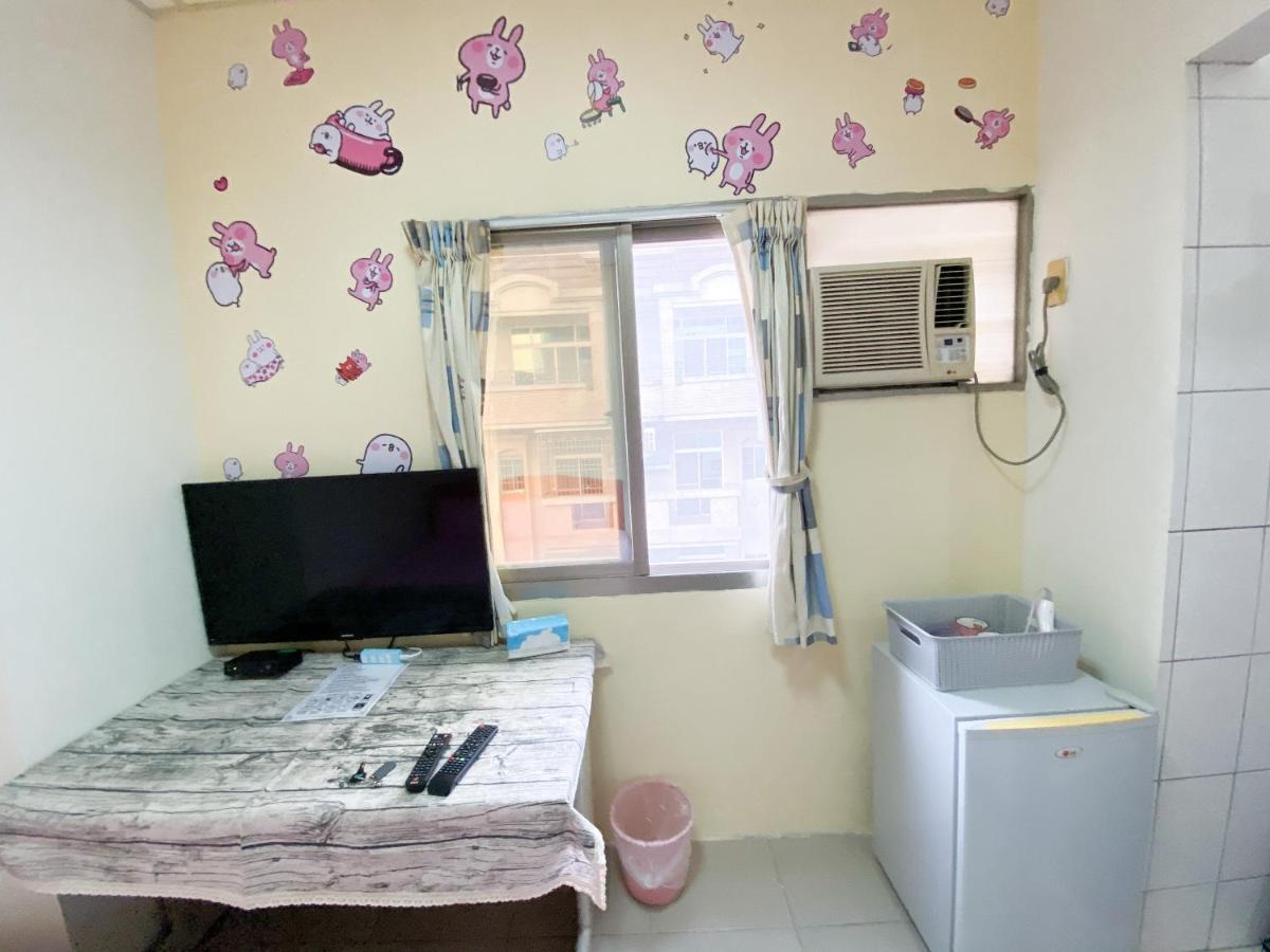 Tainan Da Ren Ju Apartment Luaran gambar