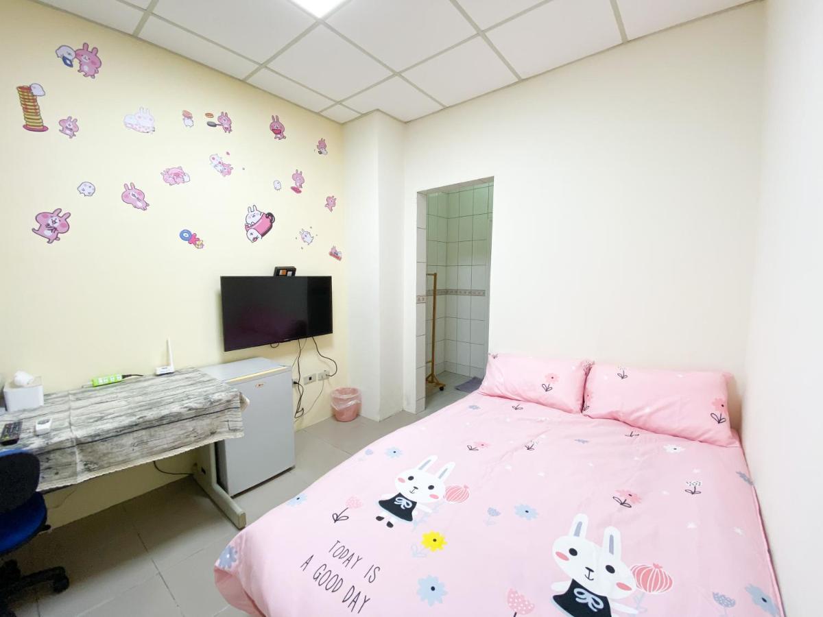 Tainan Da Ren Ju Apartment Luaran gambar