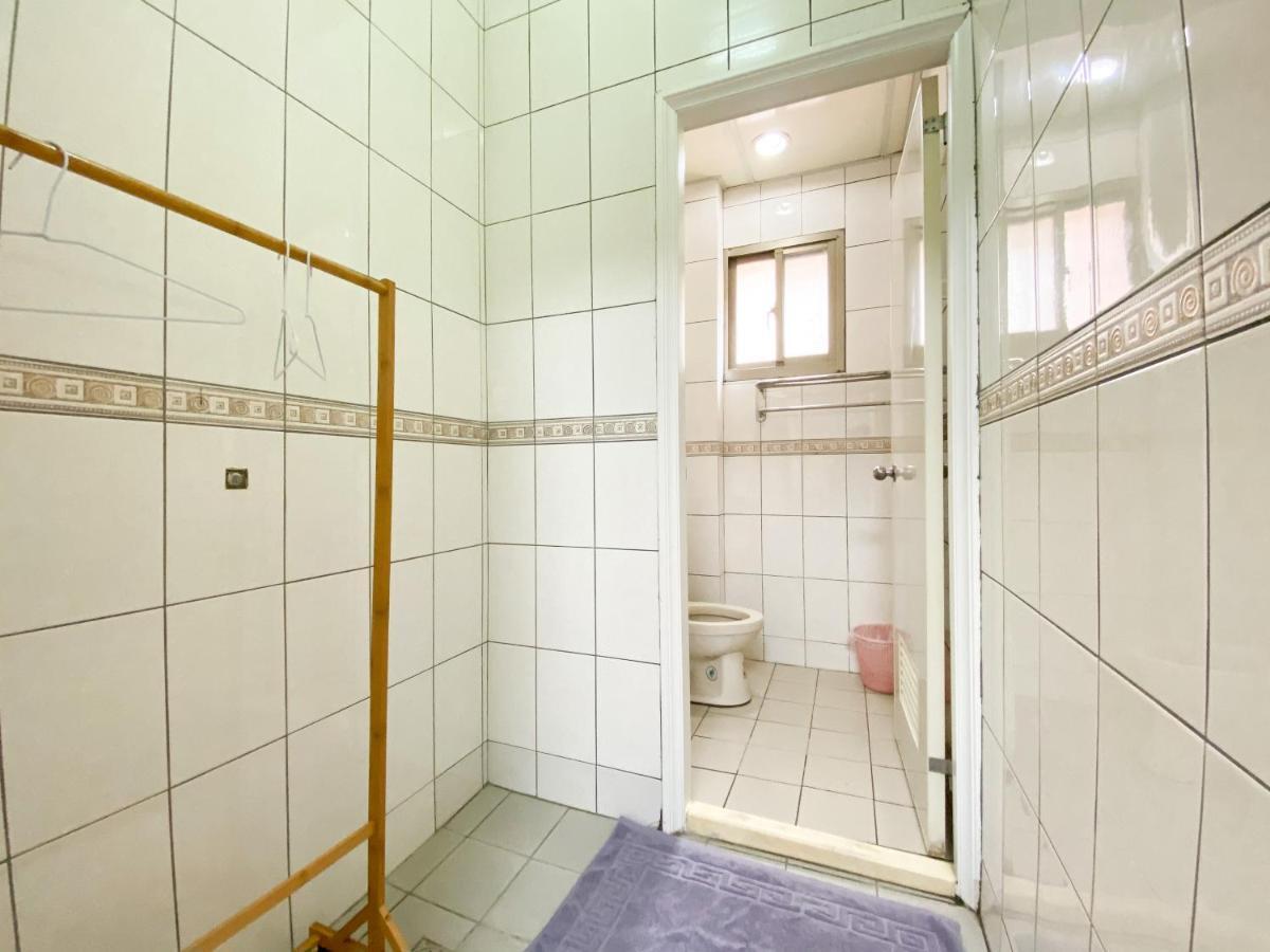 Tainan Da Ren Ju Apartment Luaran gambar